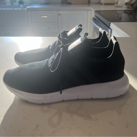 Adidas Swift Running Shoes - Picture 5 of 13